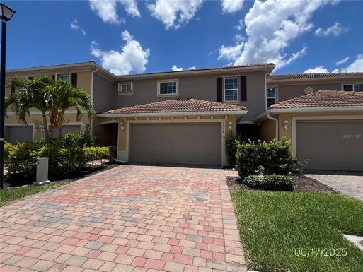 3724 CROFTON COURT