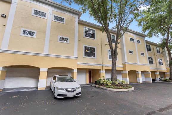1825 SHADOW VIEW CIRCLE UNIT 1825