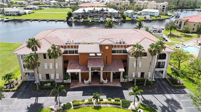 3308 PURPLE MARTIN DRIVE UNIT 121