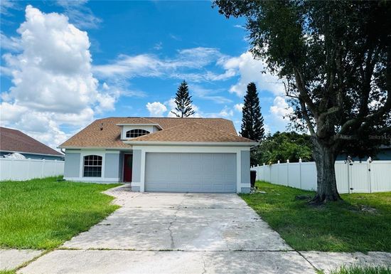 2405 QUEENSWOOD CIRCLE