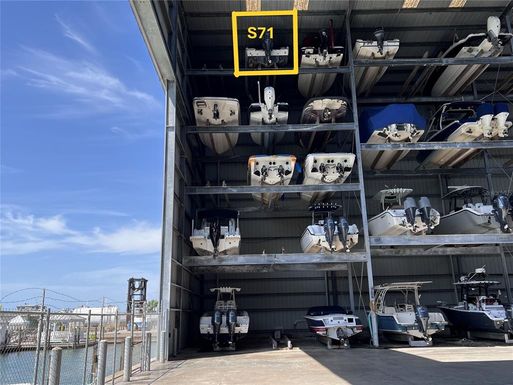 100 CIRCUIT ROAD UNIT S71