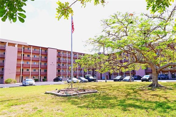 4109 LAKE BAYSHORE DRIVE UNIT 407