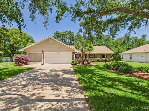 2454 N BRENTWOOD CIRCLE