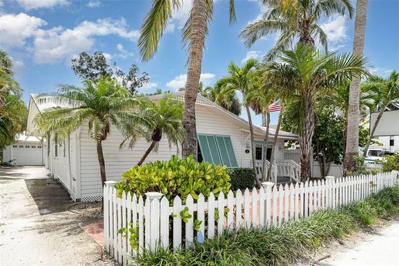 309 PINE AVENUE