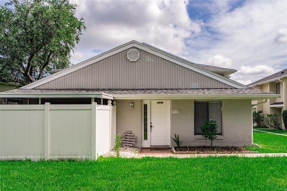 4438 PINEBARK AVE UNIT 4