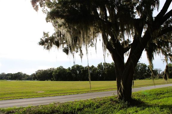 CROSS COUNTRY BOULEVARD