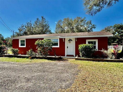 11305 OAK DRIVE