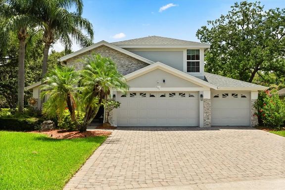 901 GROVESMERE LOOP