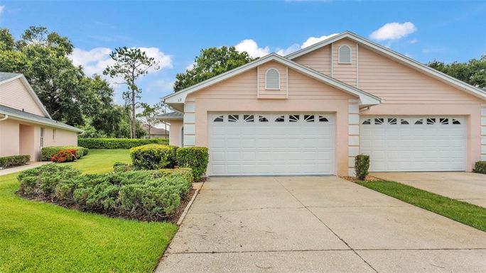 13 ENCLAVE DRIVE
