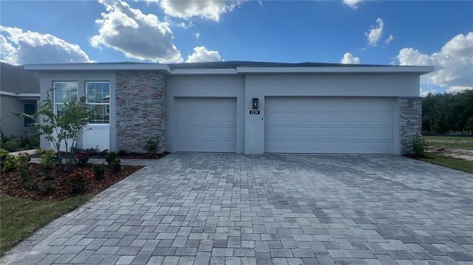 2139 ROCK MAPLE BEND