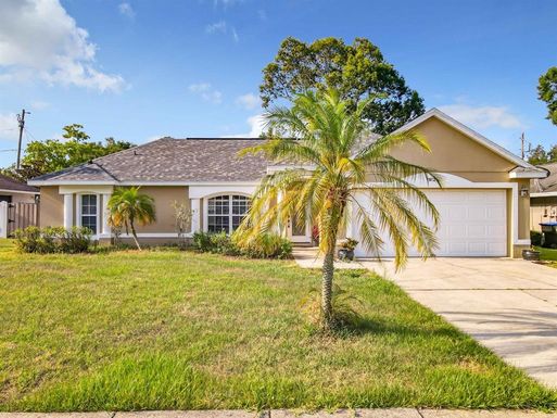 1812 CROWNWOOD DRIVE