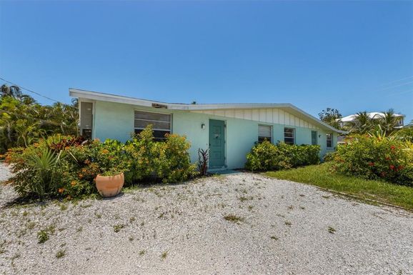 411 ALAMANDA ROAD