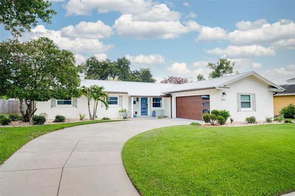 402 SAINT DUNSTAN WAY