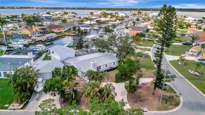 4819 PALMETTO POINT DRIVE