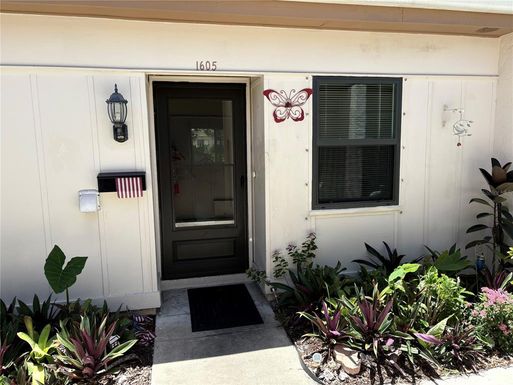 1605 MISSION HILLS BOULEVARD UNIT D5