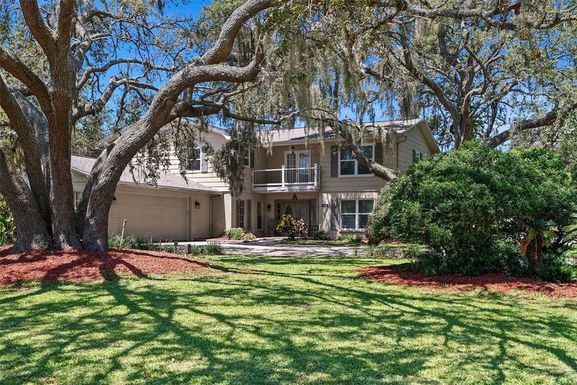 1310 RUSTLEWOOD DRIVE