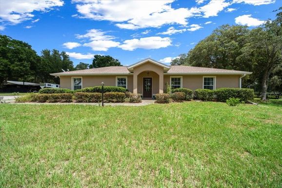 3225 S US HIGHWAY 41