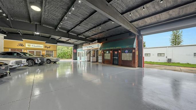 2111 WHITFIELD PARK DRIVE