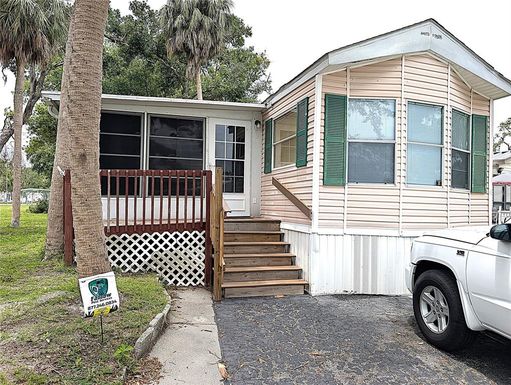 3300 26TH AVENUE E UNIT 17