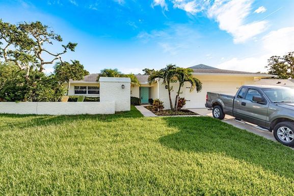 2830 WILDWOOD DRIVE
