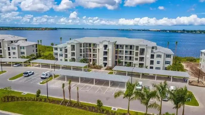 910 TIDEWATER SHORES LOOP UNIT 403