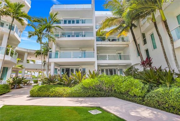 9 PASEO DE LA BALANDRA UNIT 9