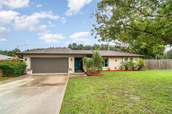 2847 INDIANWOOD DRIVE