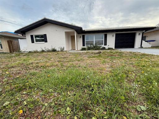 1703 IRONWOOD COURT E