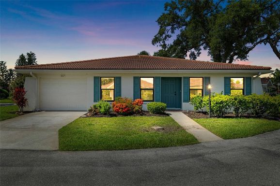 5017 VIVIENDA WAY UNIT 29