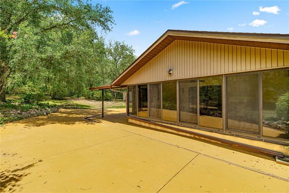 3776 SW SUNNYDALE STREET