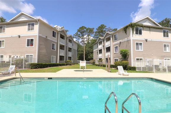 4000 SW 23RD STREET UNIT 5-207 Room D