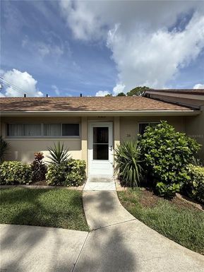 2772 WOODGATE LANE UNIT 26