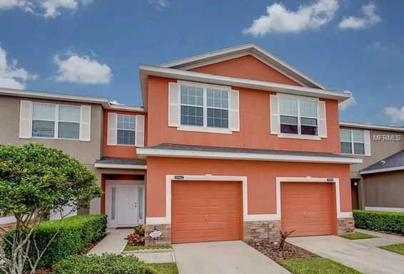 2962 RODRICK CIRCLE