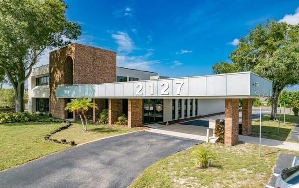 2119 GRAND BOULEVARD