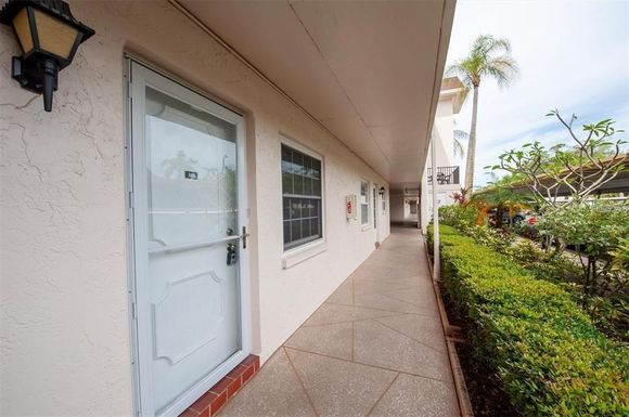 845 MAPLE COURT UNIT 103