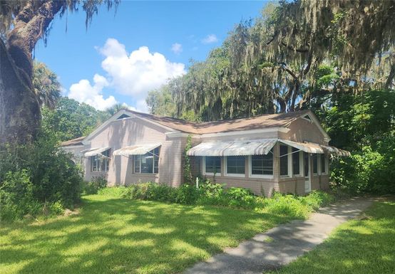 105 PALM LANE