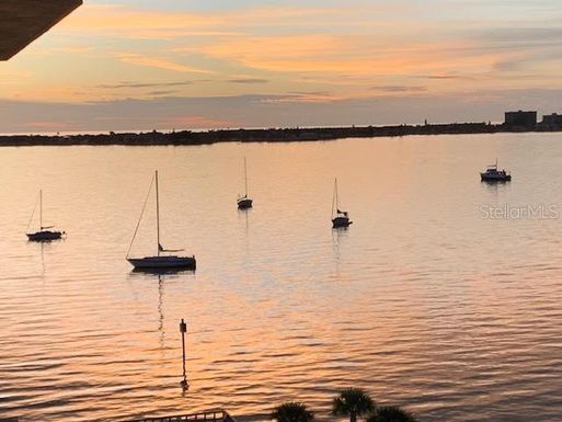 100 BLUFF VIEW DRIVE UNIT 306C