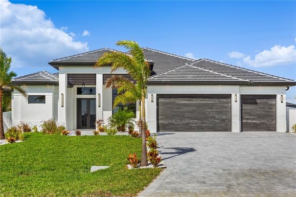 114 SW 36TH PLACE