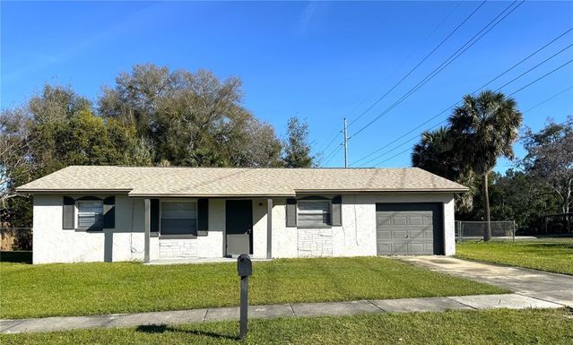 401 LONGWOOD CIRCLE