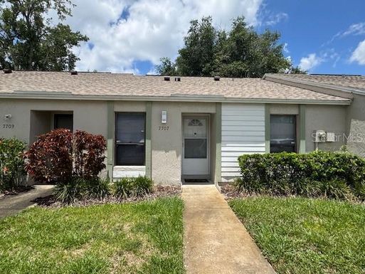 7707 COUNTRY PLACE UNIT 4
