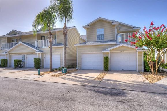 1938 HAMMOCKS AVENUE UNIT 1938