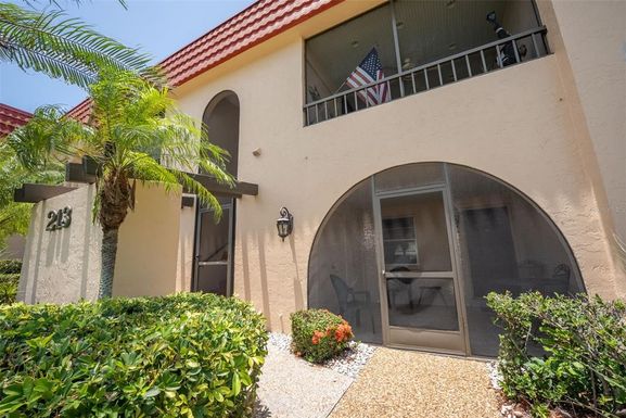 213 RUBENS DRIVE UNIT D