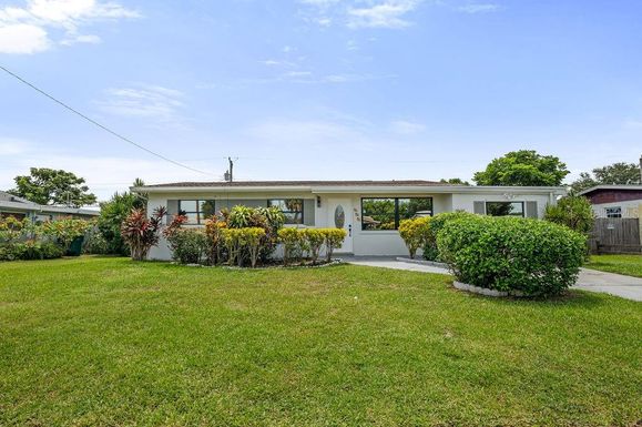 532 BUCKINGHAM AVENUE