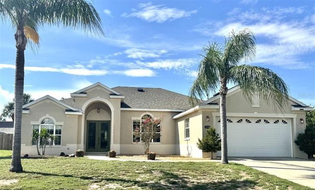 2298 KNOLLWOOD DRIVE