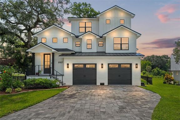 8107 N RIVER SHORE DRIVE