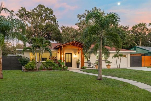 1643 SANTA ANNA DRIVE