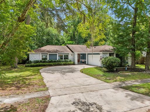 227 HOLIDAY LANE