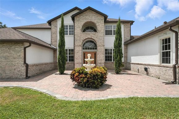 15350 ARABIAN WAY
