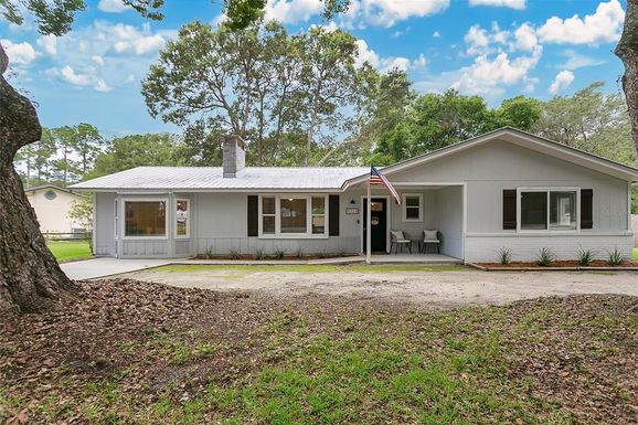 4233 OAK LANE