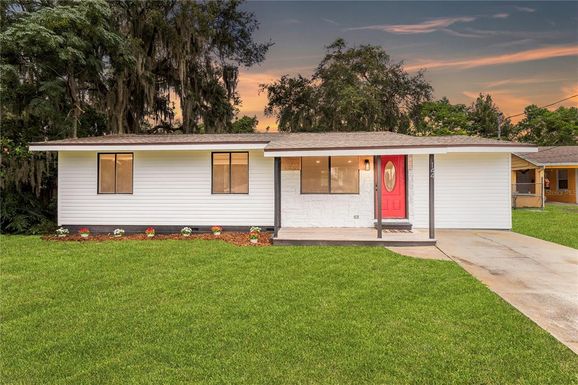 144 DELESPINE DRIVE